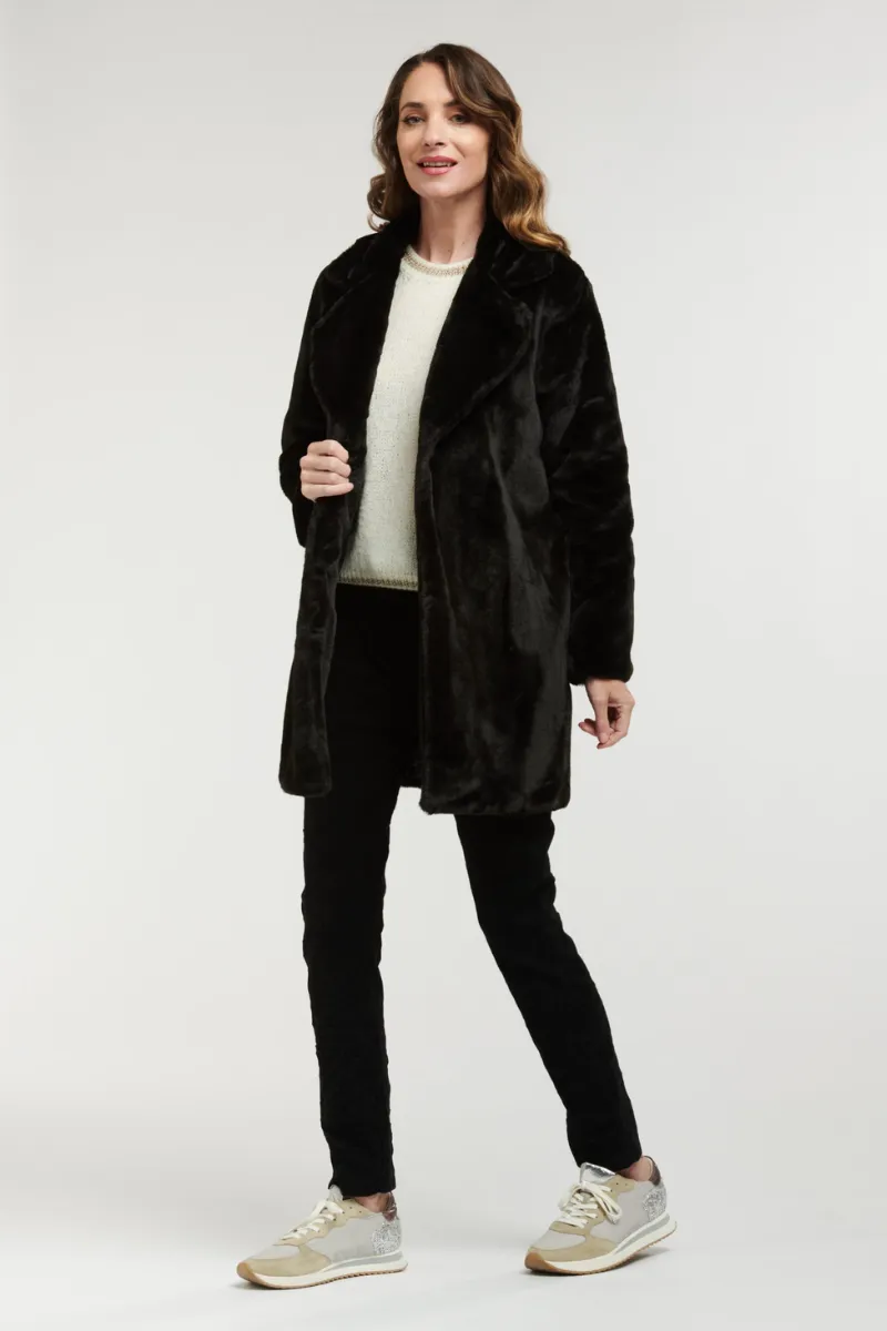 Faux Fur Coat By Urban Luxury