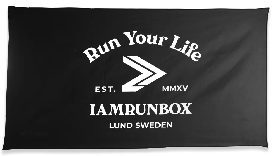 IAMRUNBOX Quick Dry Microfiber Towel Black | Buy IAMRUNBOX Quick Dry Microfiber Towel Black here | Outnorth