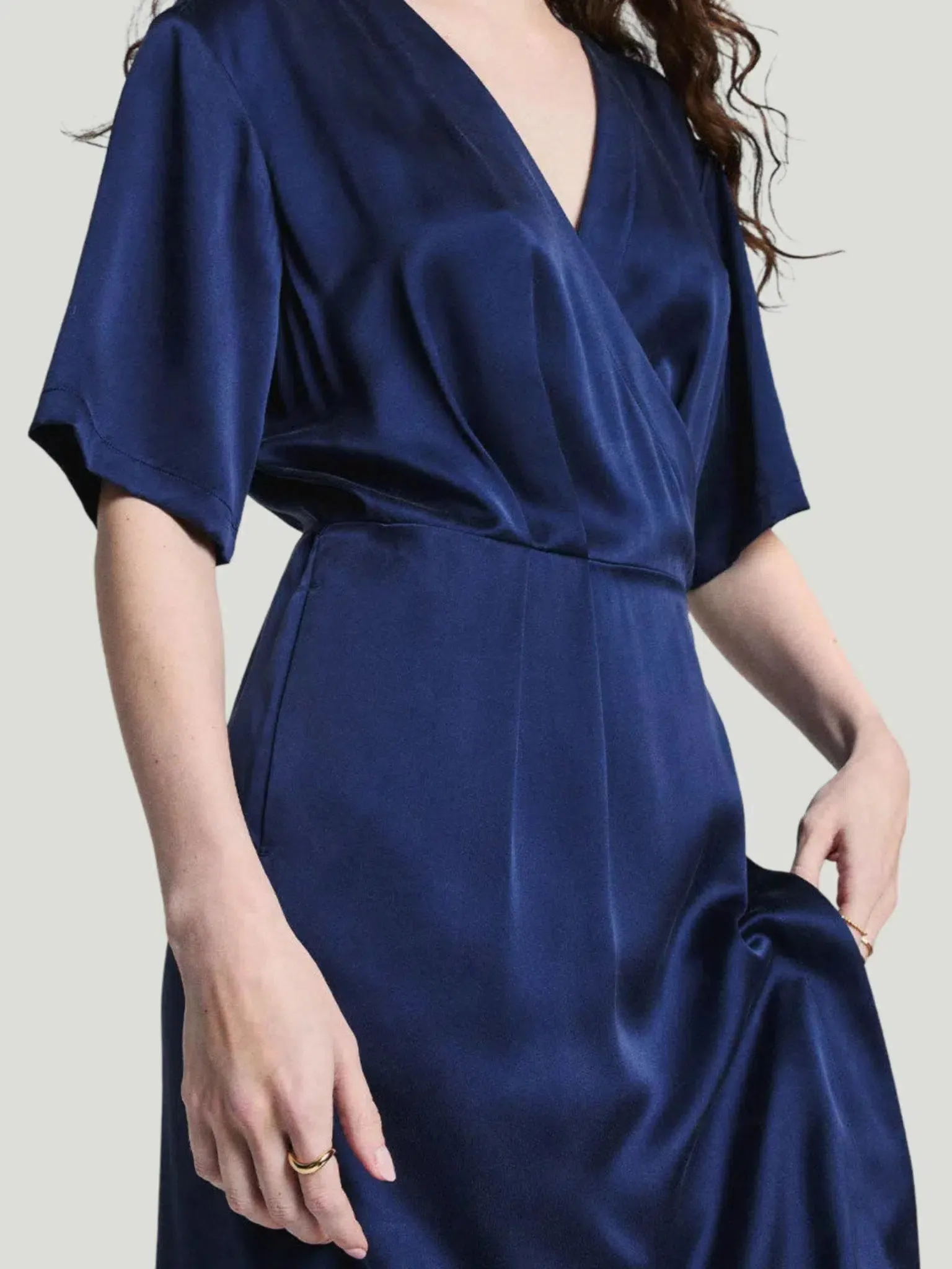 LUNYA Washable Silk Wrap Dress