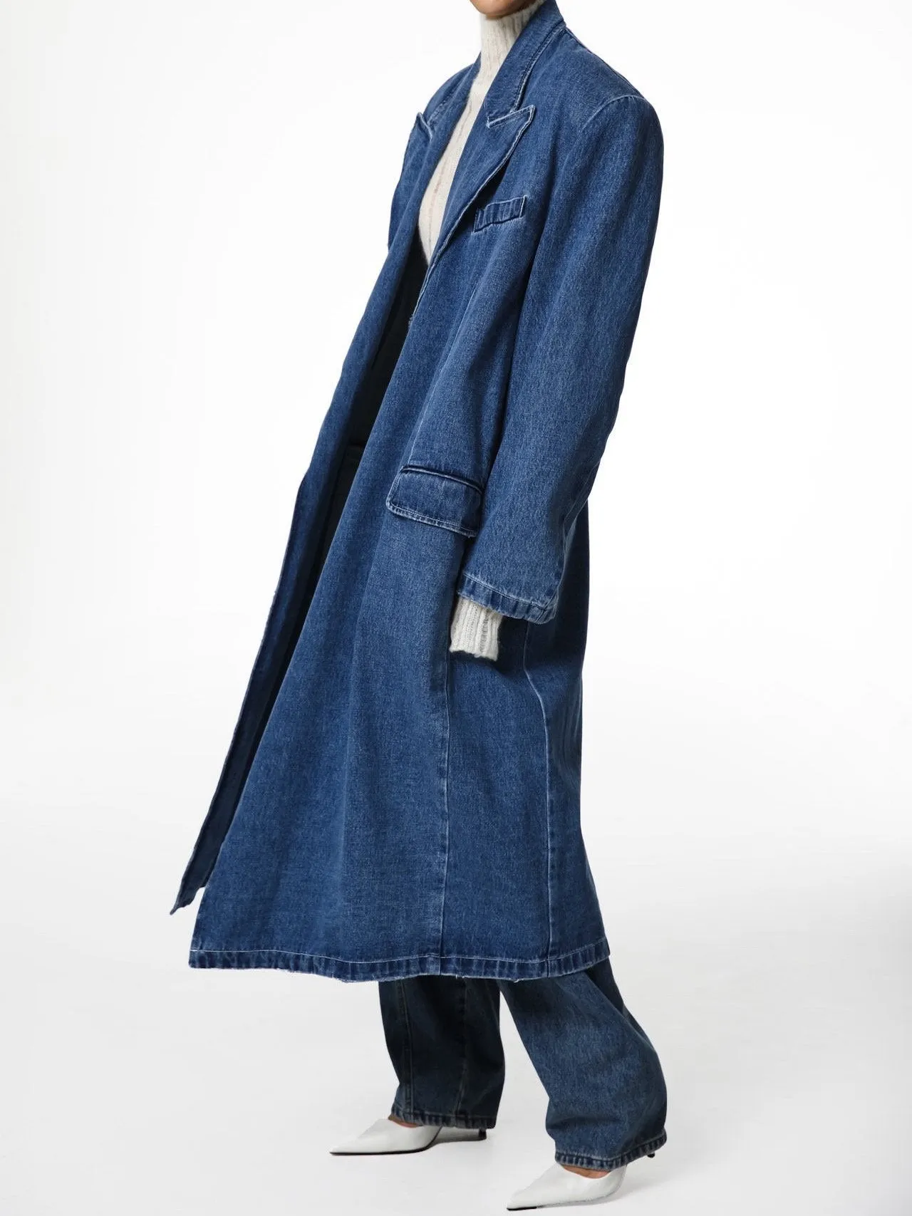 PEAKED LAPEL OVERSIZED WASHED DENIM COAT