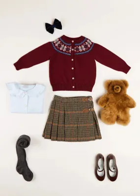 The Classic Burgundy Fair Isle Knitted Cardigan Girl Look