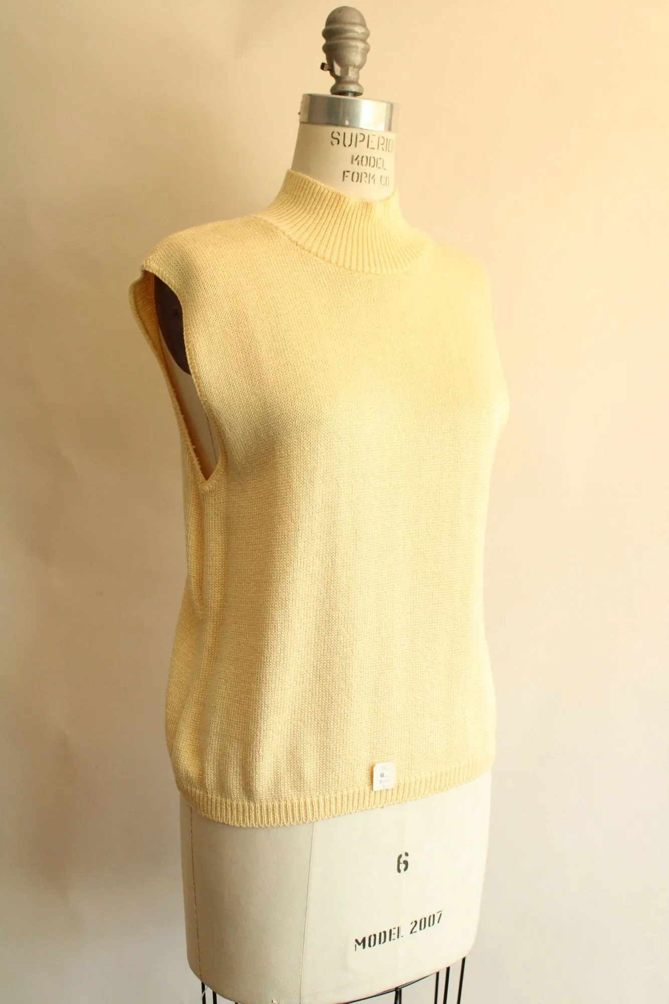 Vintage 1990s NWT Mondala Yellow Knit Sweater