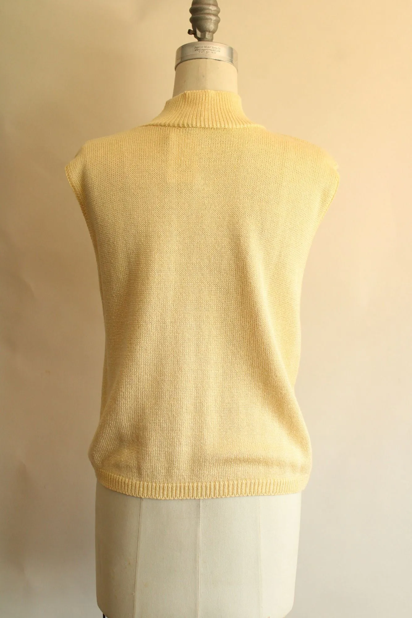 Vintage 1990s NWT Mondala Yellow Knit Sweater